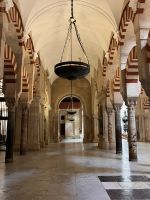 Cordoba Mezquita 856 Säulen.jpeg