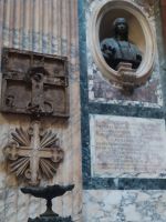 Besichtigung des Pantheons, Grab von Raffael