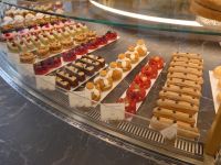 Beim Bäcker in der Altstadt von Cannes 