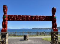 Taupo-See, Blick auf den Schicksalsberg