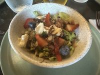 Mittagessen - Römersalat mit Beeren