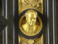 Florenz, Lorenzo Ghiberti hat sich stolz in seiner Paradiespforte verewigt. 