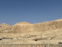 Der Tempel von Weitem