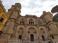 Hauptfassade der Kathedrale von Málaga