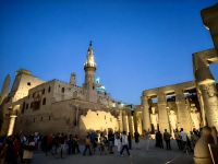 Im Tempel befindet sich eine Moschee, Luxor