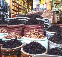 Malvenblütentee ist hier unter dem Namen Karkadeh bekannt