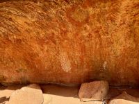 10. Tag: Erkundungen am Uluru – Felszeichnungen am Mala Walk