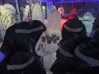 Sieben Zwerge in der ICE-Bar