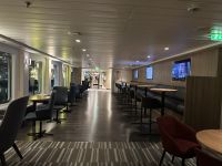 MS Polarlys - Deck 4 - vor dem Restaurant Torget