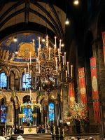 In der Liebfrauenkirche bereitet man sich gerade auf den Gottesdienst vor