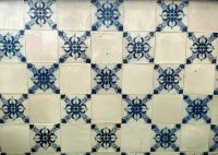 Delfter Kacheln verzieren die Wände des Refektoriums