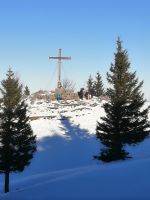 Viele Gäste haben den Aufstieg zum Gipfelkreuz geschafft