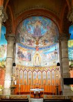 Die Sacre Coeur Kirche auf dem Tibidabo Berg. Silvester in Barcelona (Petit).