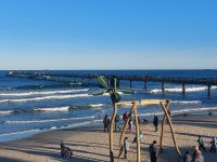 Silvester_2025_Binz: Strand mit Seebrücke