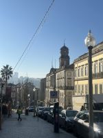 Viele schöne Plätze mit weihnachtlicher Beleuchtung 