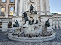 Matthias Brunnen, 1904 eingeweiht 