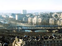 Brücke Bir-Hakeim mit oberirdischer Metro
