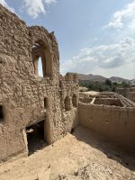 Rundgang in dem alten Dorf Birkat Al Mauz