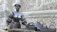 090 - Molly Malone
