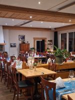 293 Silvester Berner Oberland -  Speisesaal im Carlton Europe Vintage Erwachsenenhotel in Interlaken