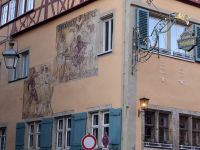 Fassadenmalerei am Hotel 