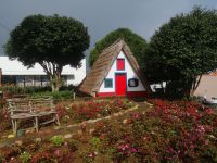 Santana: die typischen strohgedeckten Häuser (Casas de Colmo)