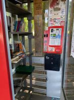 mit Büchertausch!