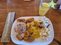 Mittagessen in Cahuita
