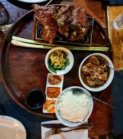 Indonesische Schweinerippchen, Abendessen in Cairns, Australien
