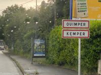 französischer und bretonischer Ortsname