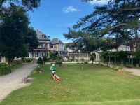 im Garten von Maurice Leblanc