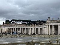 ROM - Petersplatz im Vatikanstadt - Blick auf die Kolonnaden
