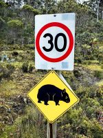 Solche Verkehrszeichen gibt es wohl nur in Australien