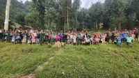 Strahlende Schulkinder - 
