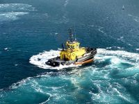 Unsere Helfer im Hafen von Tauranga vollführen lustige Pirouetten