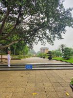 Wachposten vor dem Ho-Chi-Minh-Mausoleum in Hanoi, Vietnam