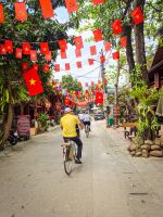 Fahrradtour durch ländliche Dörfer in der Region Mai Chau, Vietnam
