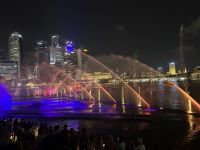Lasershow vor dem Marina Bay Sands Hotel (2)