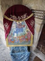 Eingang zur Scheunendachkirche (im Innern herrscht Stricktest Photographierverbot)