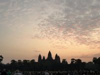 Morgendämmerung am Angkor Wat