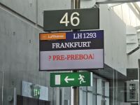 Das Gate war zum boarding bereit, Tschüss Zypern