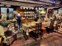 4. Tag: Ausflug in die Warner Bros. Studios – Küche der Weasleys