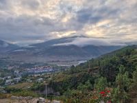 Blick vom Hotel ins Puna-Tal mit Punakha Dzong