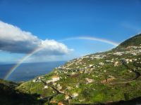 Tag 4 Blick auf Regenbogen über der Küste von Camara do Lobos 