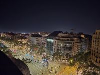Blick von der Dachterrasse der Casa Mila auf Barcelona 