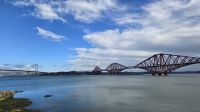 Blick auf die 3 Brücken über den Forth