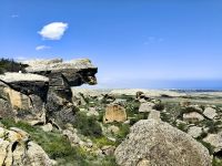 Felsen über Felsen in Qobustan