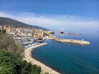 Blick auf den Hafen von Bastia