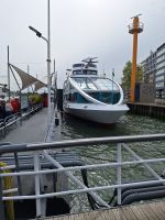 Die Hafenrundfahrt beginnt