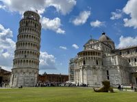 3. Tag: Besuch von Pisa – Platz der Wunder mit Dom und Turm